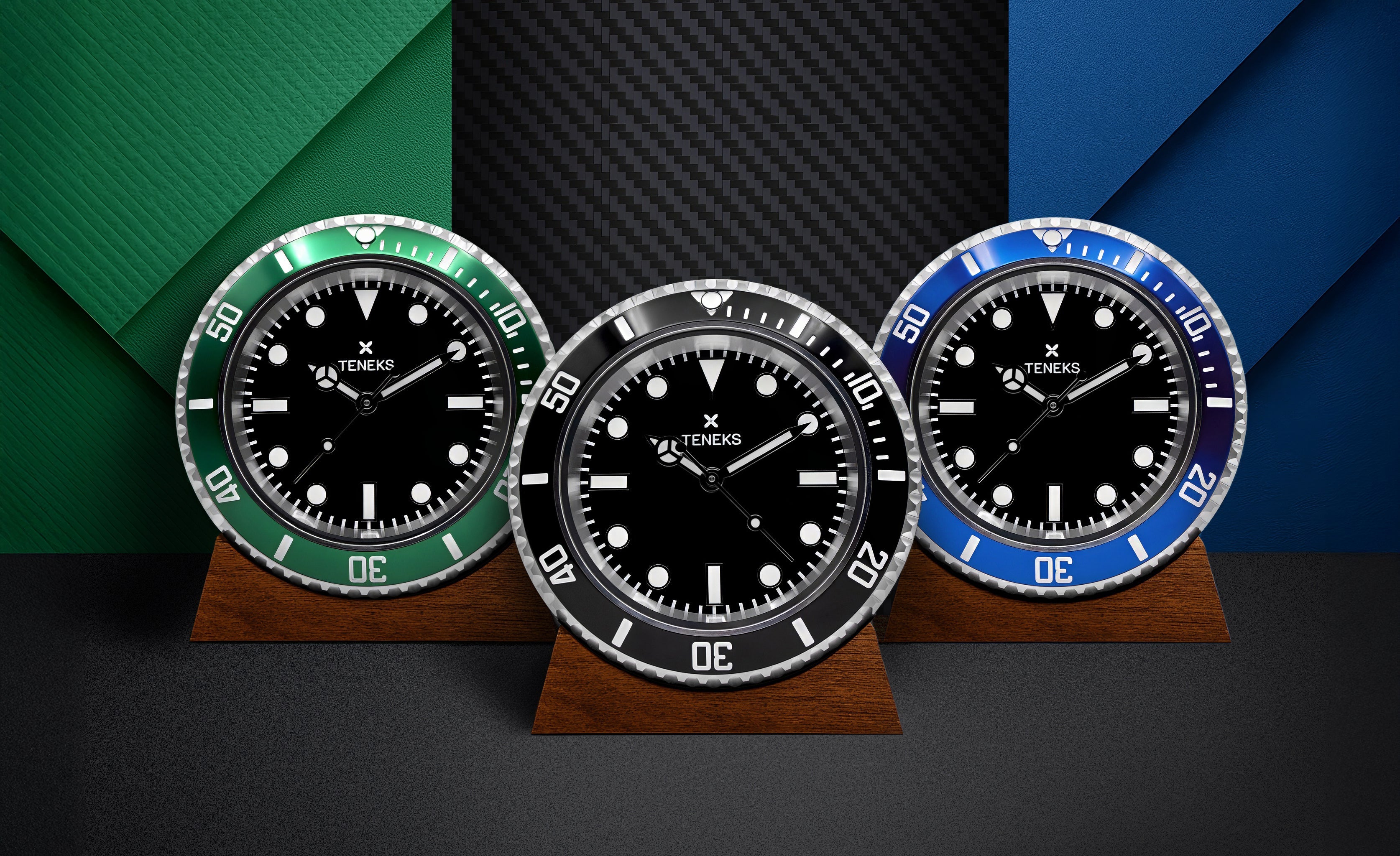 Diver Desk Clock Collection